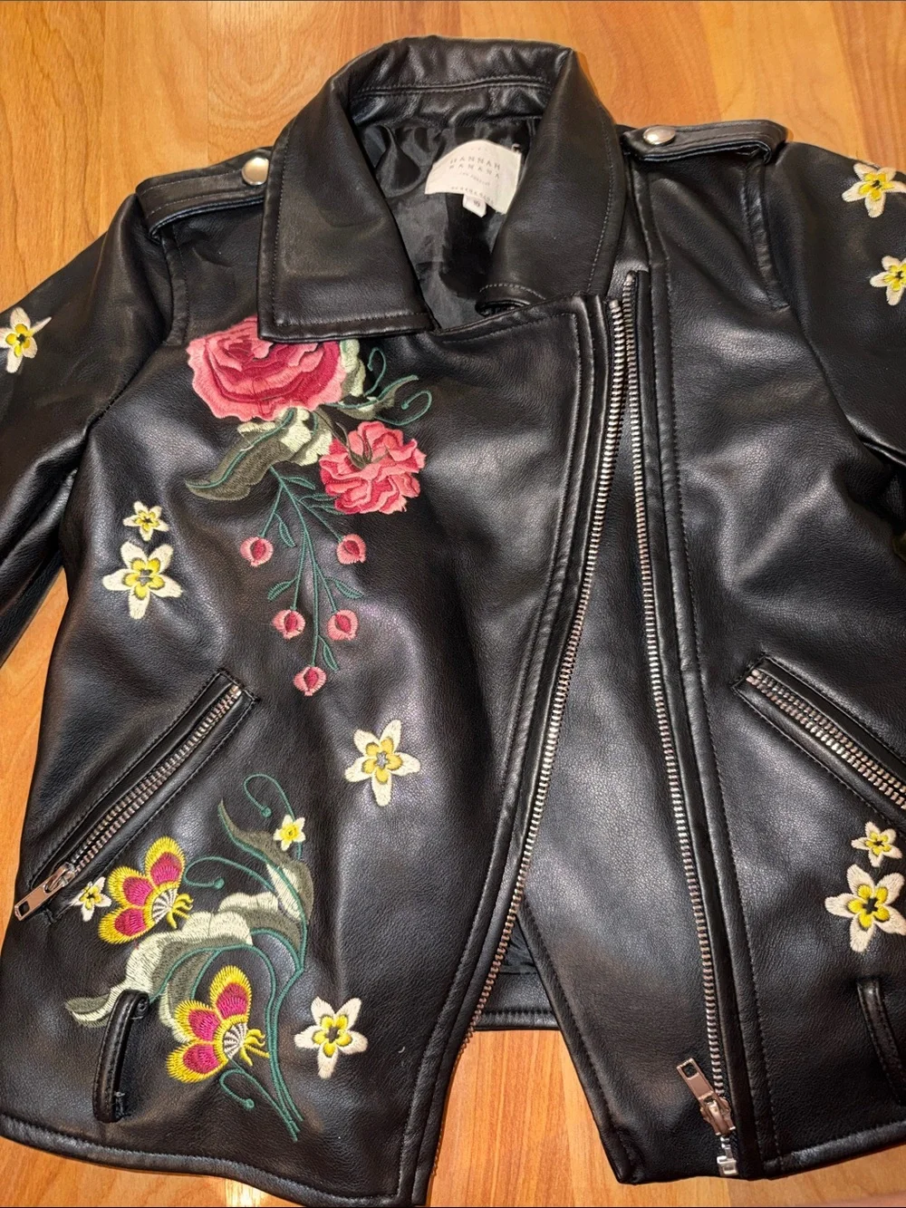 Hannah Banana black moto